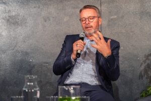 Naozaj Európu brzdí ochrana zamestnancov?