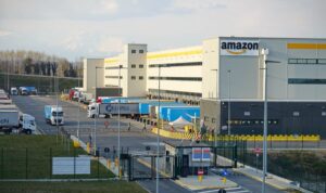 Zamestnanci Amazonu v Taliansku dosiahli historickú kolektívnu dohodu